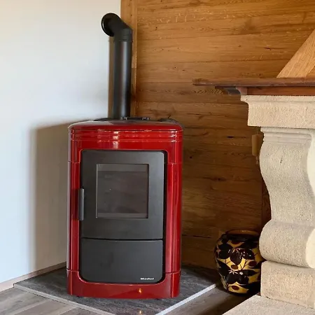 Feriehus Alluring In Cagli With Garden
